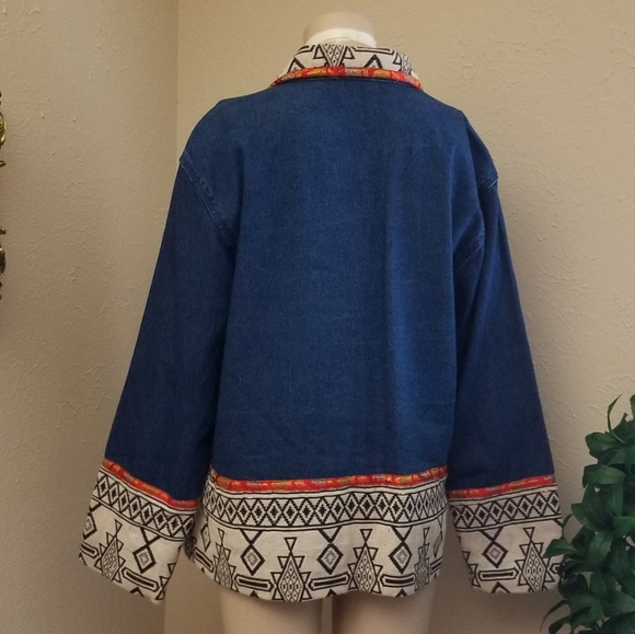 COURTWELL Women's Top - MEDIUM - Picture 3 of 5